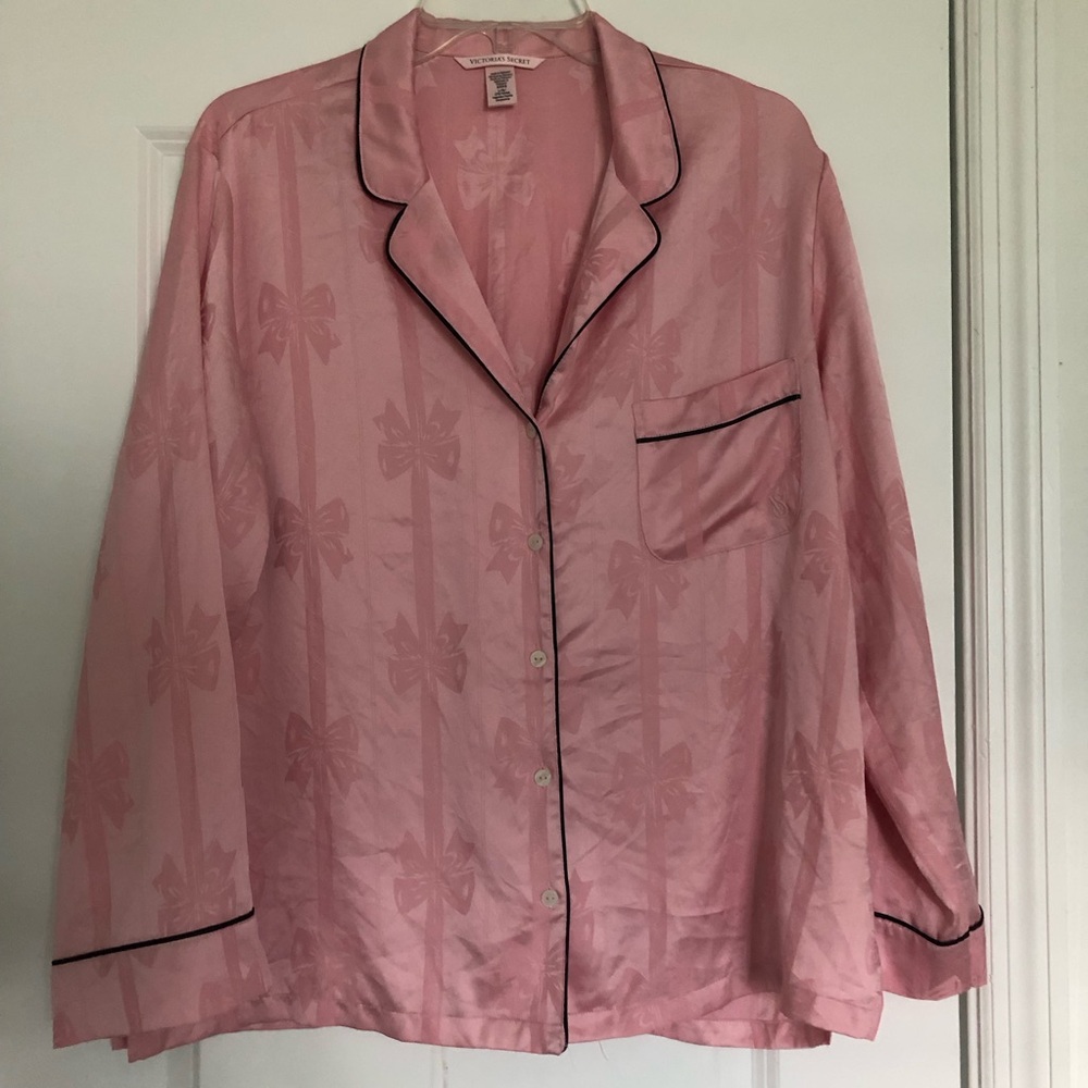 Victoria’s Secret Pink Button Front Pajama Top